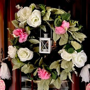 Round Floral Wreath 14”